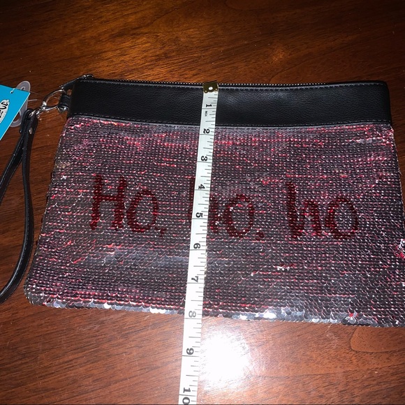 Holiday Wristlet silver sequence w/ red “Ho ho ho” adorable NWT - Picture 11 of 12